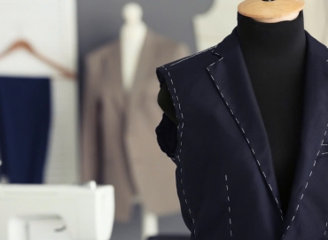 7 Things Grooms Should Consider When Tailoring a Wedding Suit