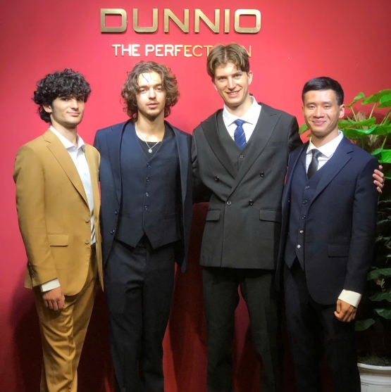 Dunnio Tailorfeedback byHenry Evans